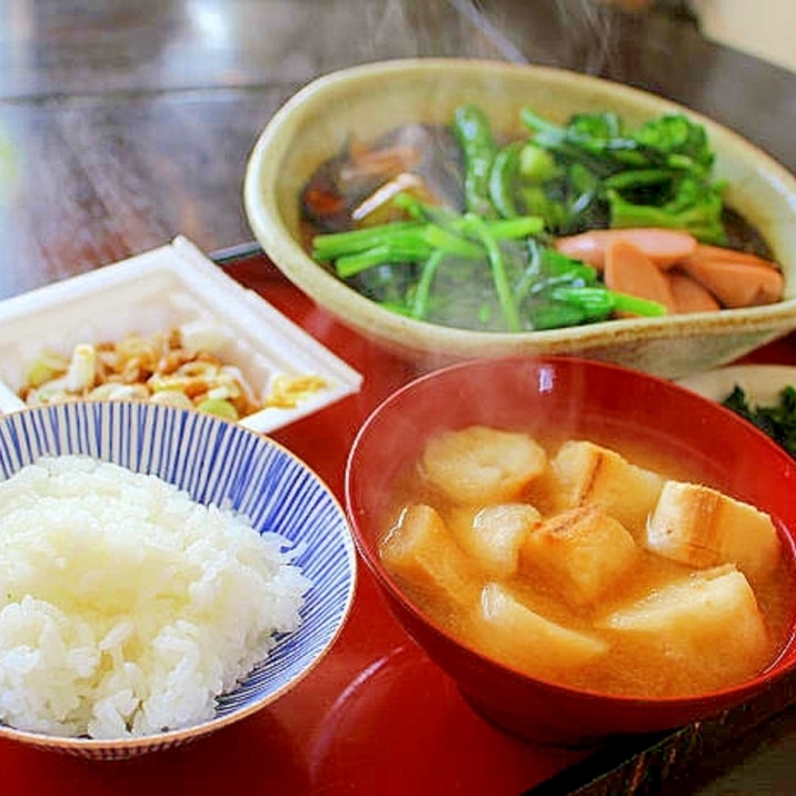 おつゆ麩の味噌汁